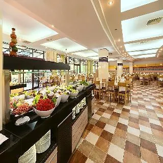酒店 Elena