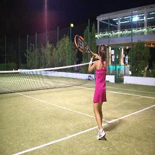 Elena 3*