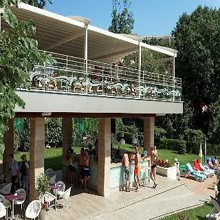 Elena Ośrodek wypoczynkowy 4*